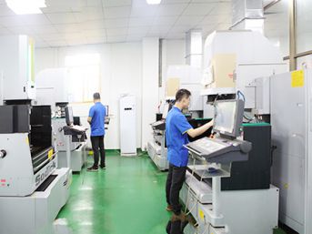 Bengkel pembuatan cetakan