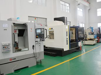 Bengkel pembuatan cetakan